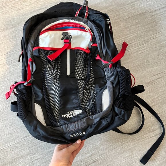 The North Face Recon Backpack - Picture 2 of 7